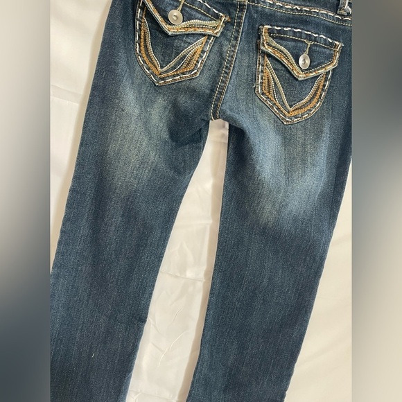 Women's juniors size 1 Blue Jeans - Picture 3 of 4